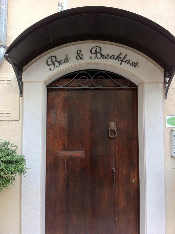 La Piazzetta B&B - Mini Appartamento Con Ingresso Indipendente อิแซร์เนีย ภายนอก รูปภาพ