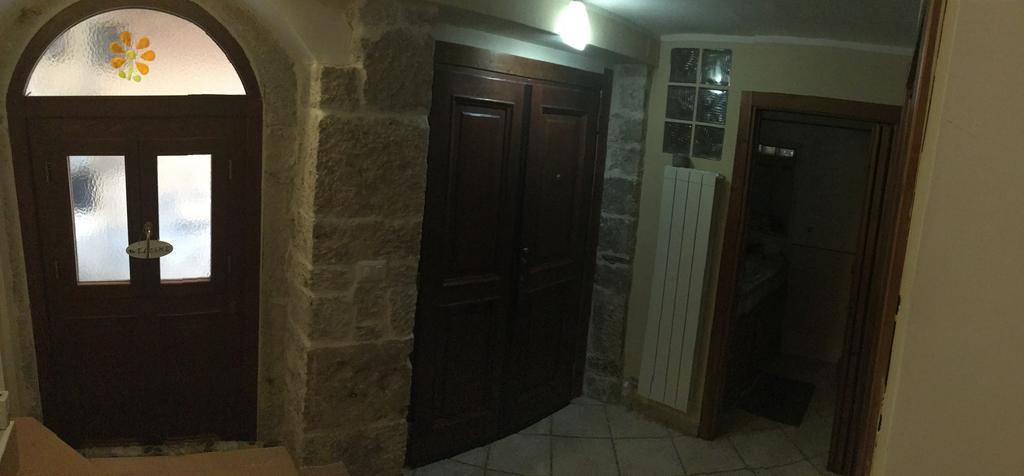 La Piazzetta B&B - Mini Appartamento Con Ingresso Indipendente อิแซร์เนีย ภายนอก รูปภาพ
